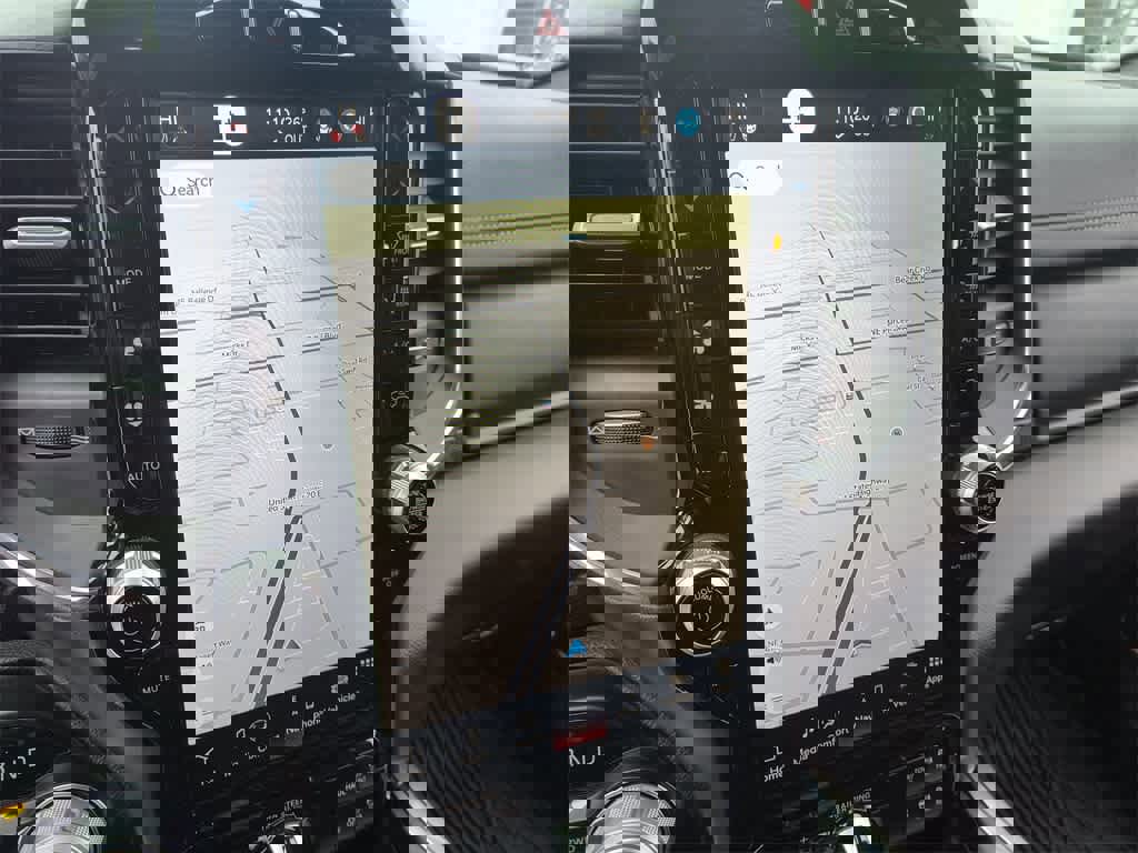 Used 2024 RAM 1500 Laramie image 18