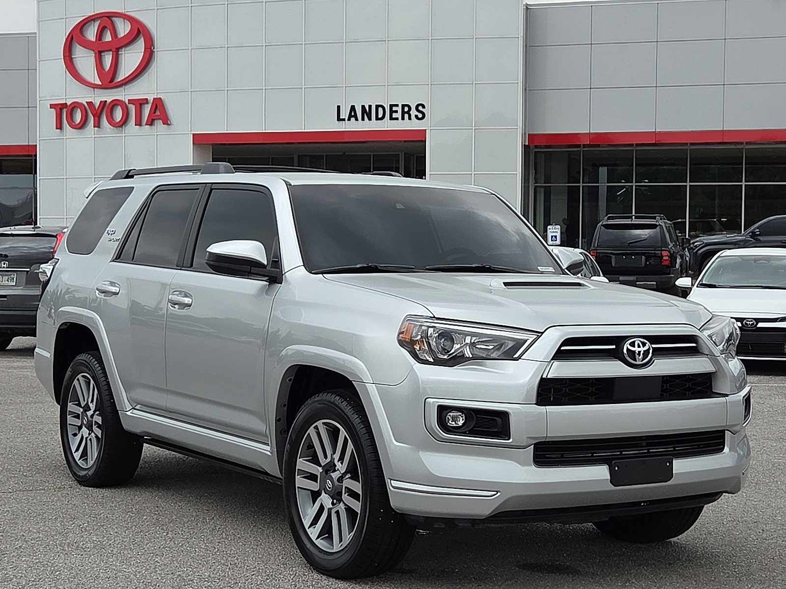 Used 2022 Toyota 4Runner TRD Sport AWD/4WD image 1