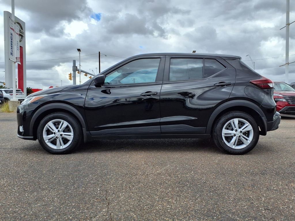 Used 2024 Nissan Kicks S w/ Interior Electronics Package image 4