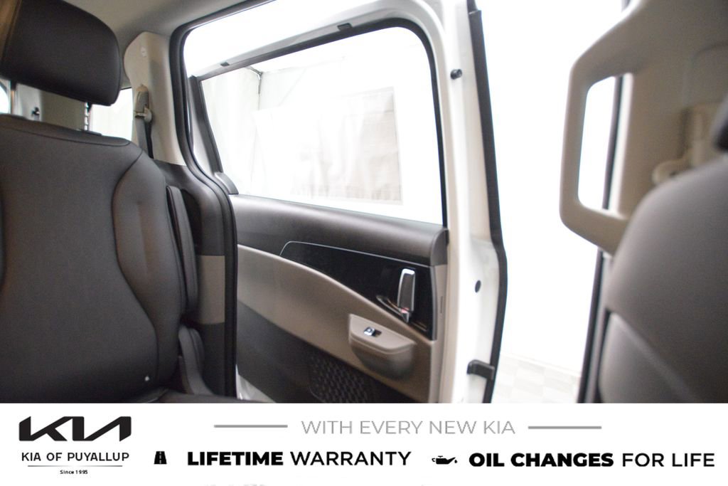 New 2026 Kia Carnival LXS image 11