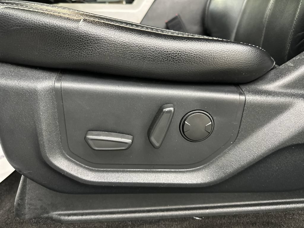 Used 2019 Ford F150 Lariat AWD/4WD image 10