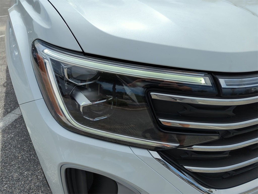 New 2026 Volkswagen Atlas SE image 13