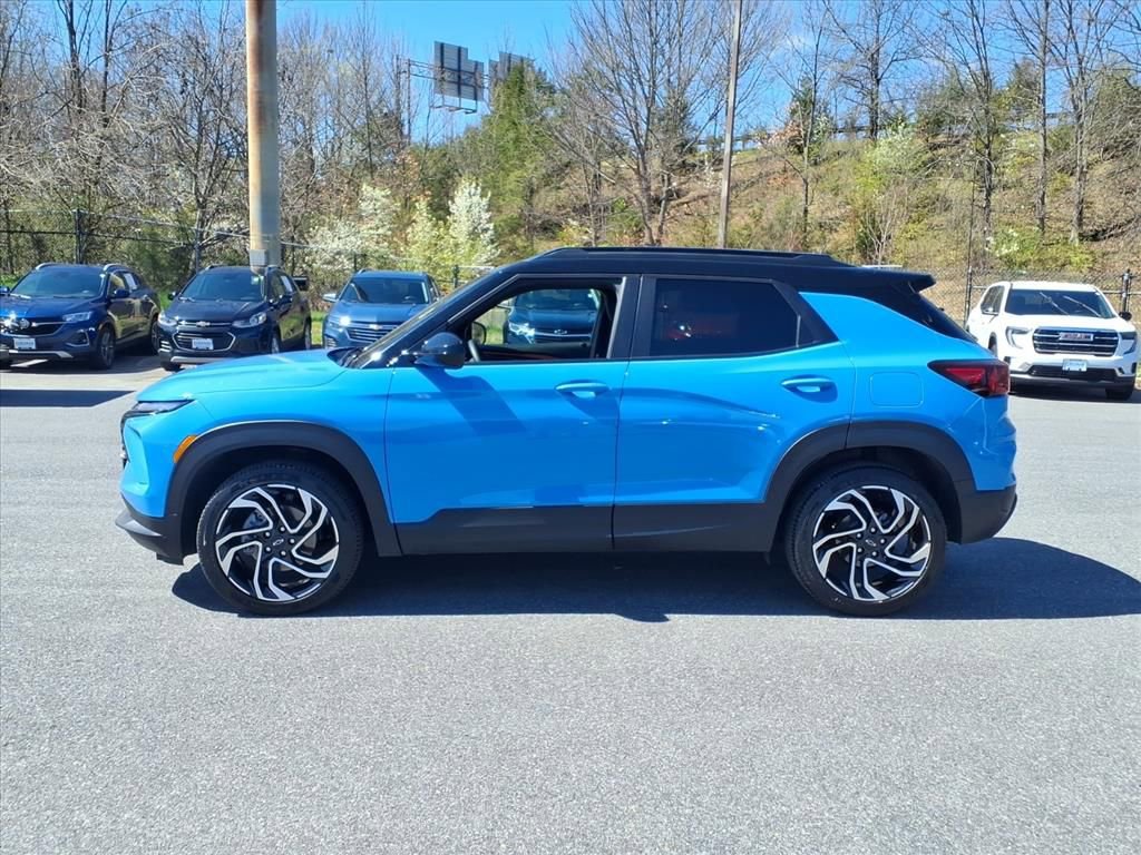 Certified 2024 Chevrolet TrailBlazer RS w/ Driver Confidence Package AWD/4WD image 5