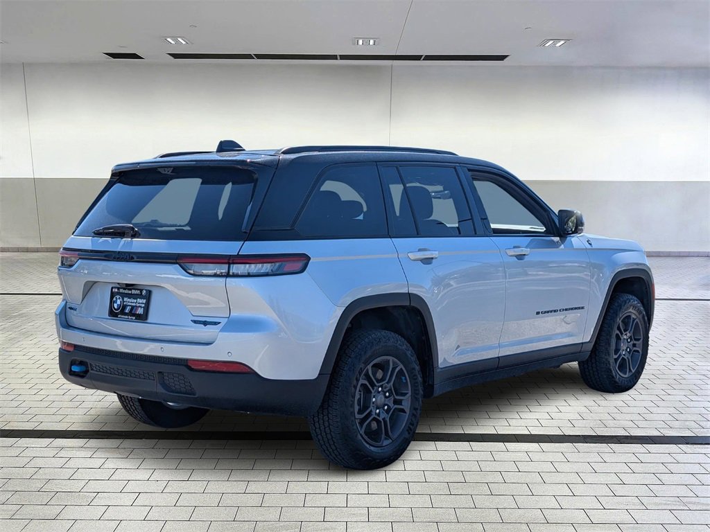 Used 2024 Jeep Grand Cherokee Trailhawk w/ Advanced Protech Group II image 5