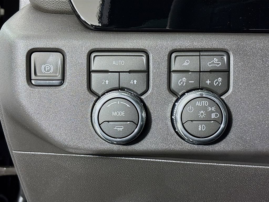 New 2026 GMC Sierra 1500 SLT w/ SLT Premium Package image 10