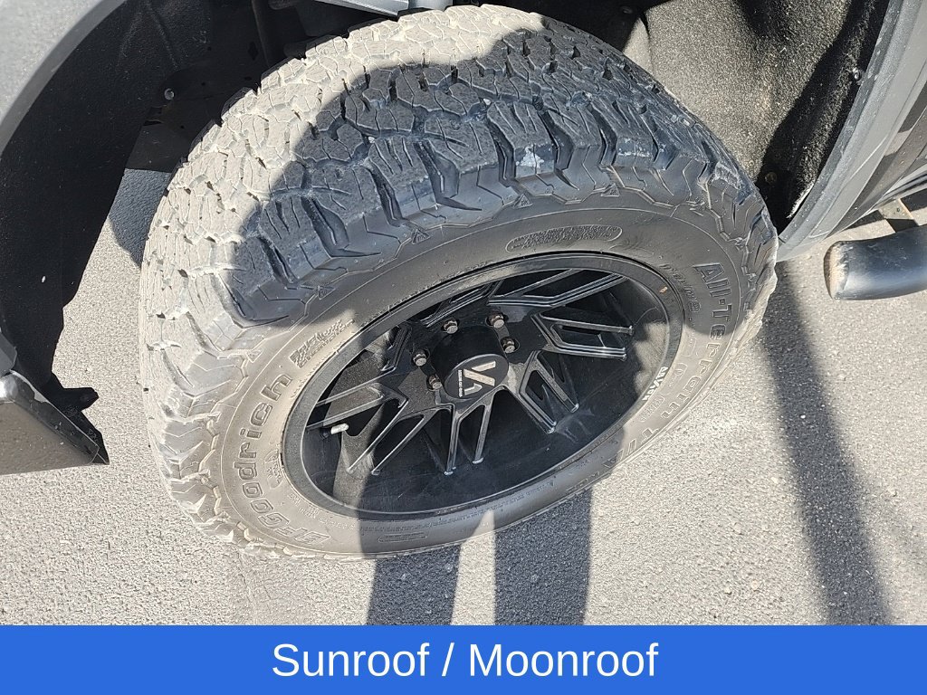 Used 2019 GMC Sierra 1500 SLT w/ SLT Premium Plus Package AWD/4WD image 10