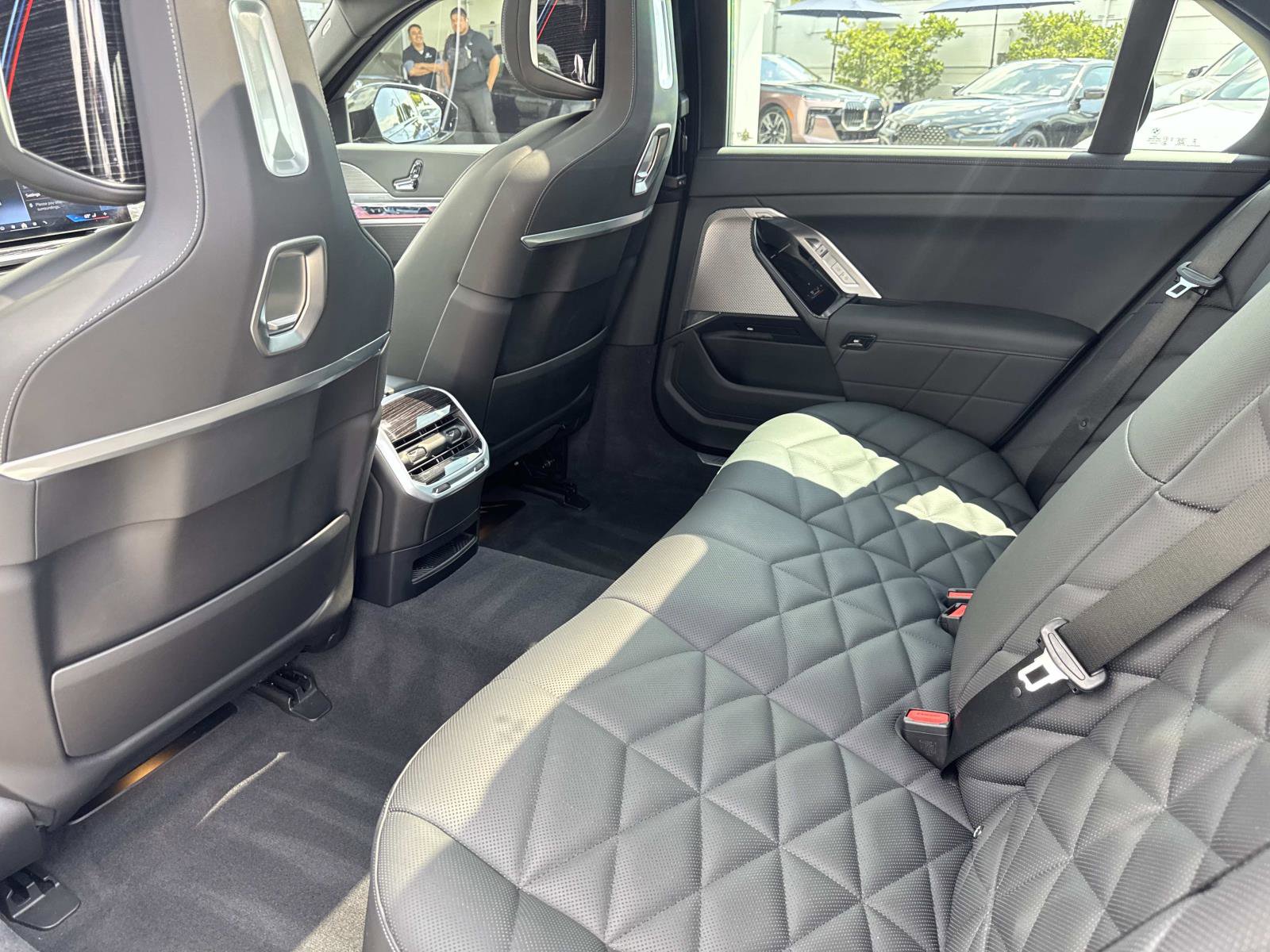 Certified 2024 BMW 740i w/ Premium Package RWD image 10