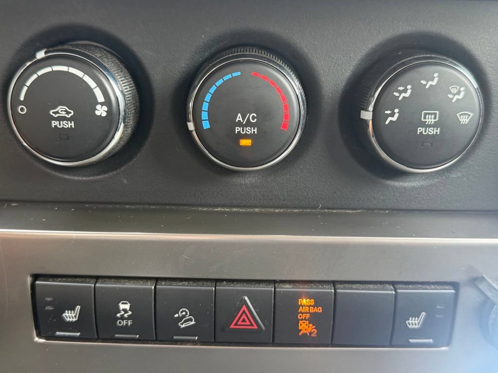 Used 2012 Jeep Liberty Sport AWD/4WD image 24