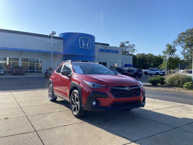 Used 2025 Subaru Crosstrek 2.0i Premium AWD/4WD image 2