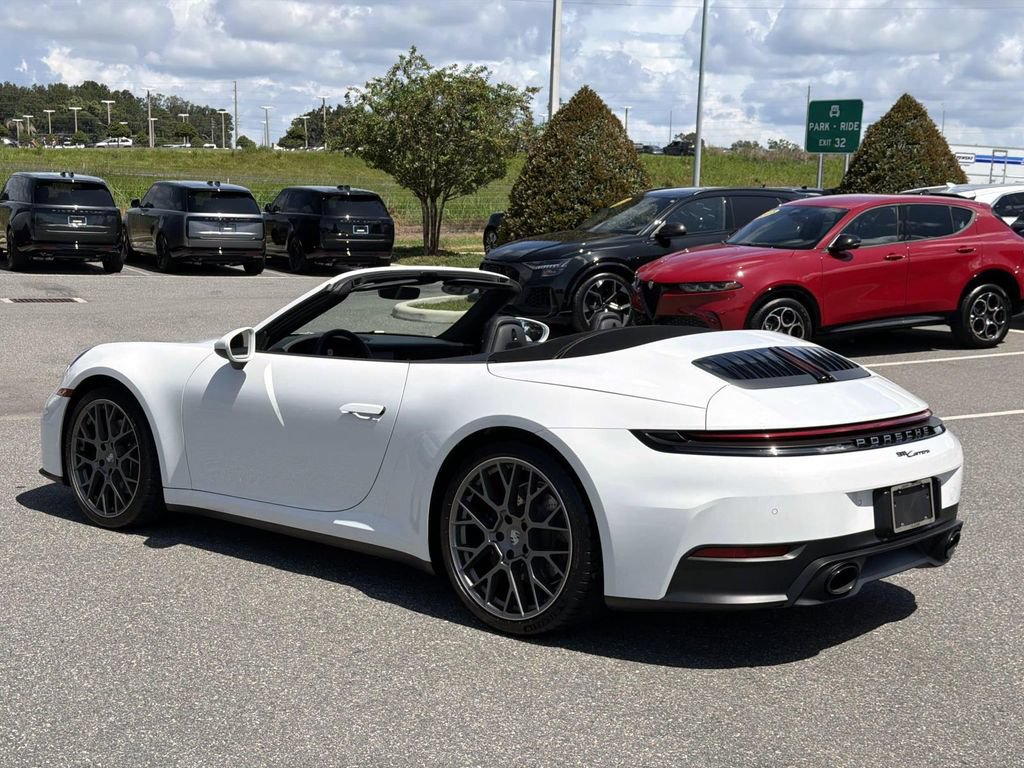 Used 2025 Porsche 911 Carrera RWD image 6