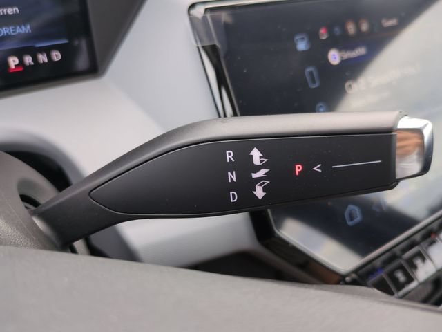 New 2027 Chevrolet Bolt RS w/ Technology Package FWD image 29