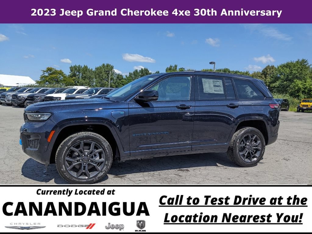 New 2023 Jeep Grand Cherokee 30th Anniversary AWD/4WD image 4