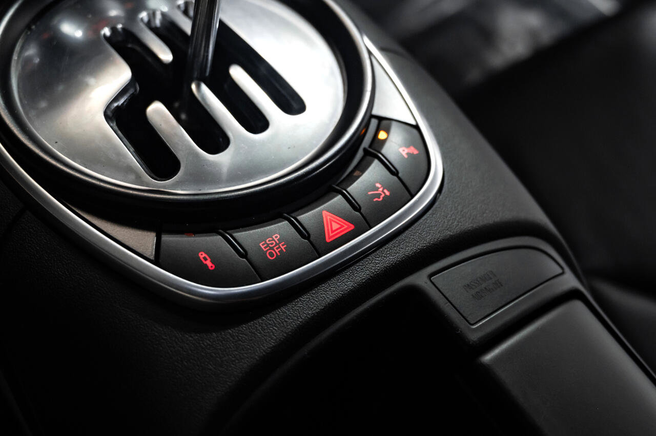 Used 2009 Audi R8 V8 image 31