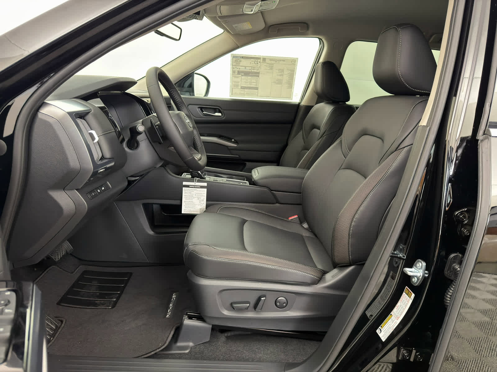 New 2026 Nissan Pathfinder SL w/ Cargo Package image 14