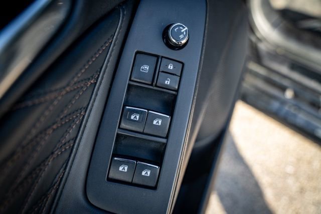 Used 2021 Toyota Avalon Touring w/ Advanced Safety Package image 18