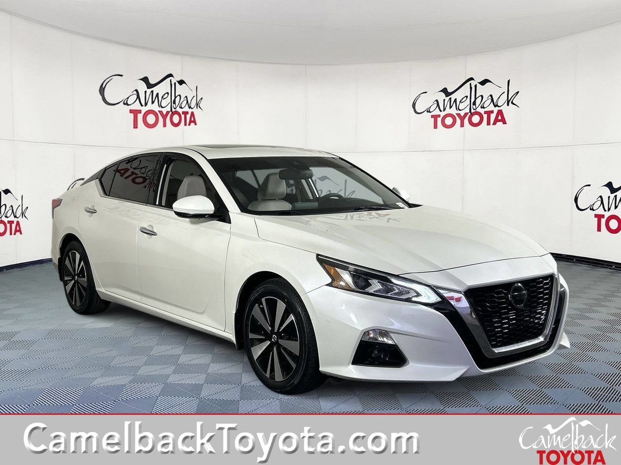 Used 2020 Nissan Altima 2.5 SV FWD video 1