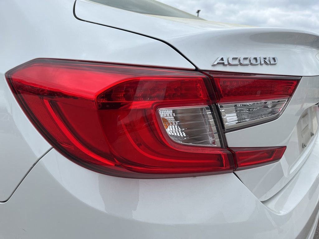 Used 2020 Honda Accord EX image 7
