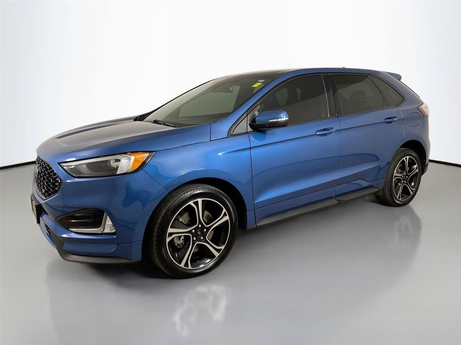 Used 2020 Ford Edge ST w/ Cold Weather Package AWD/4WD image 8