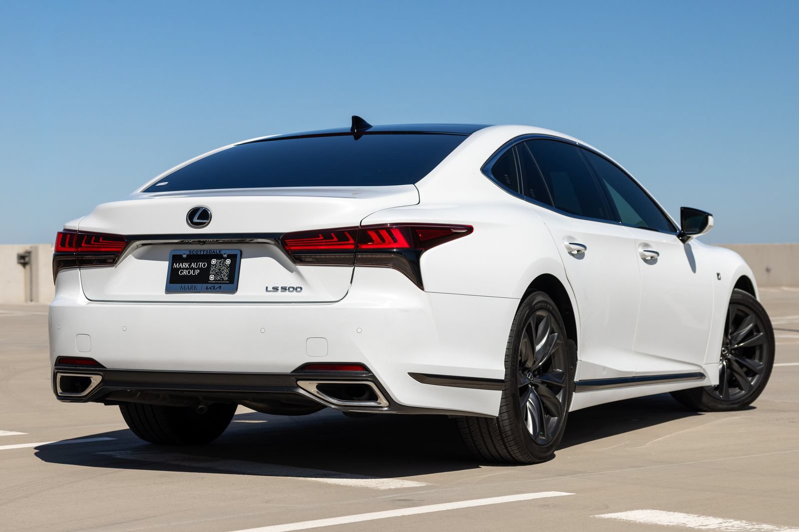 Used 2023 Lexus LS 500 F Sport w/ Cold Weather Package (CK) RWD image 50
