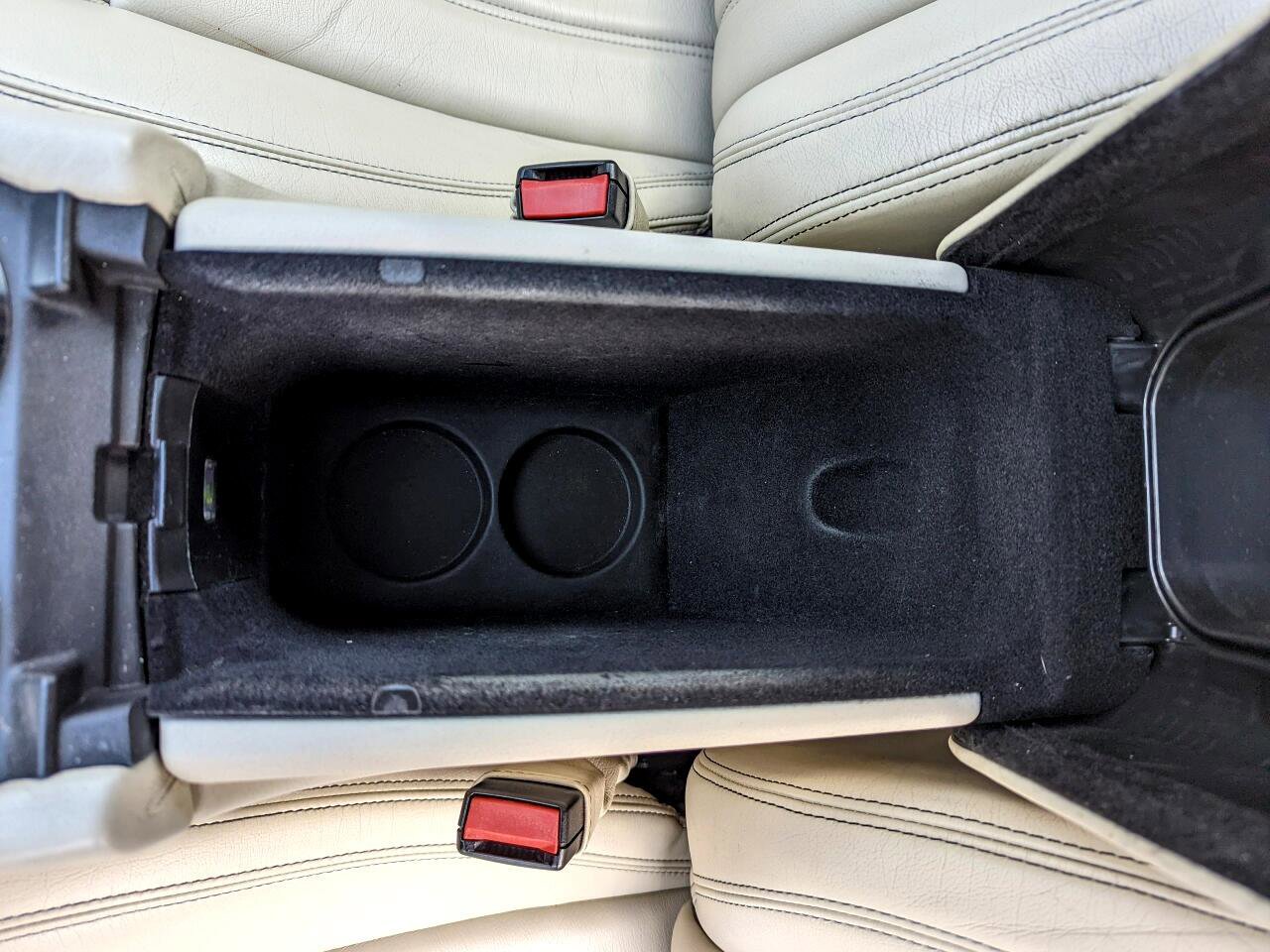 Used 2013 Maserati GranTurismo Convertible RWD image 24