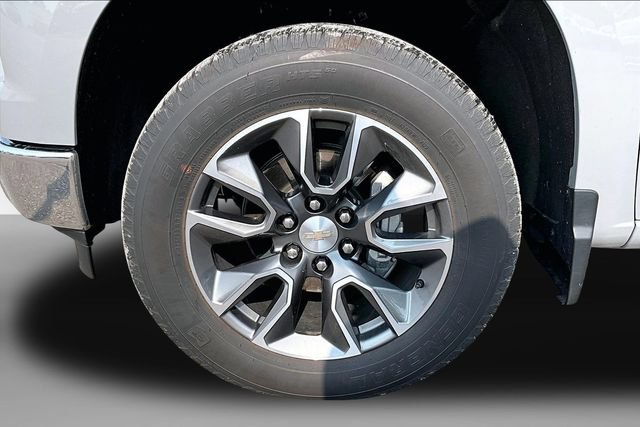 Certified 2024 Chevrolet Silverado 1500 LT AWD/4WD image 9