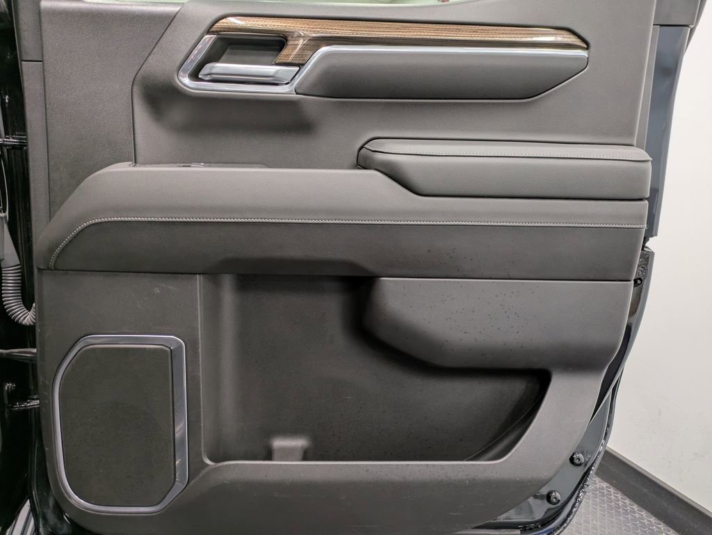 Used 2022 Chevrolet Silverado 1500 RST image 25