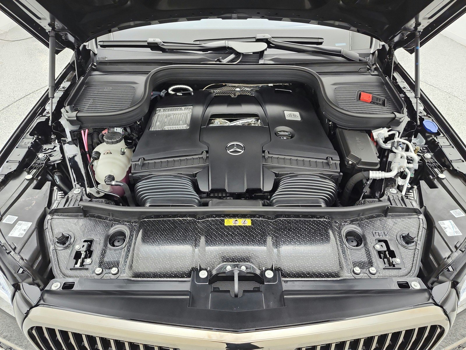 New 2026 Mercedes-Benz Maybach GLS 600 4MATIC image 12