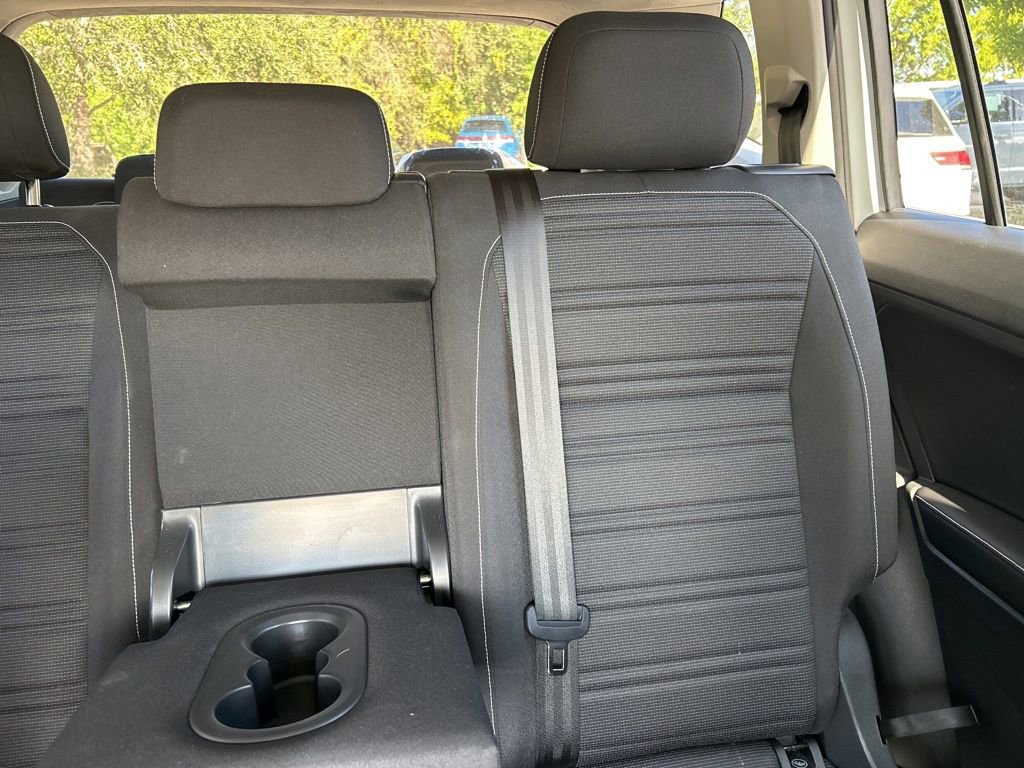 Used 2024 Volkswagen Tiguan S image 13