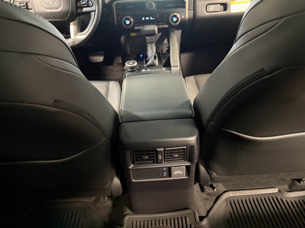 Used 2025 Toyota 4Runner Limited w/ Tow Technology Package image 62