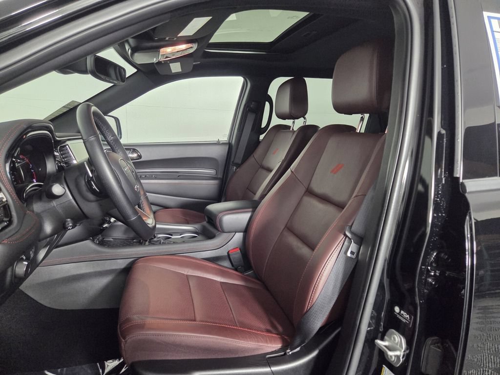 Used 2025 Dodge Durango GT AWD/4WD image 9