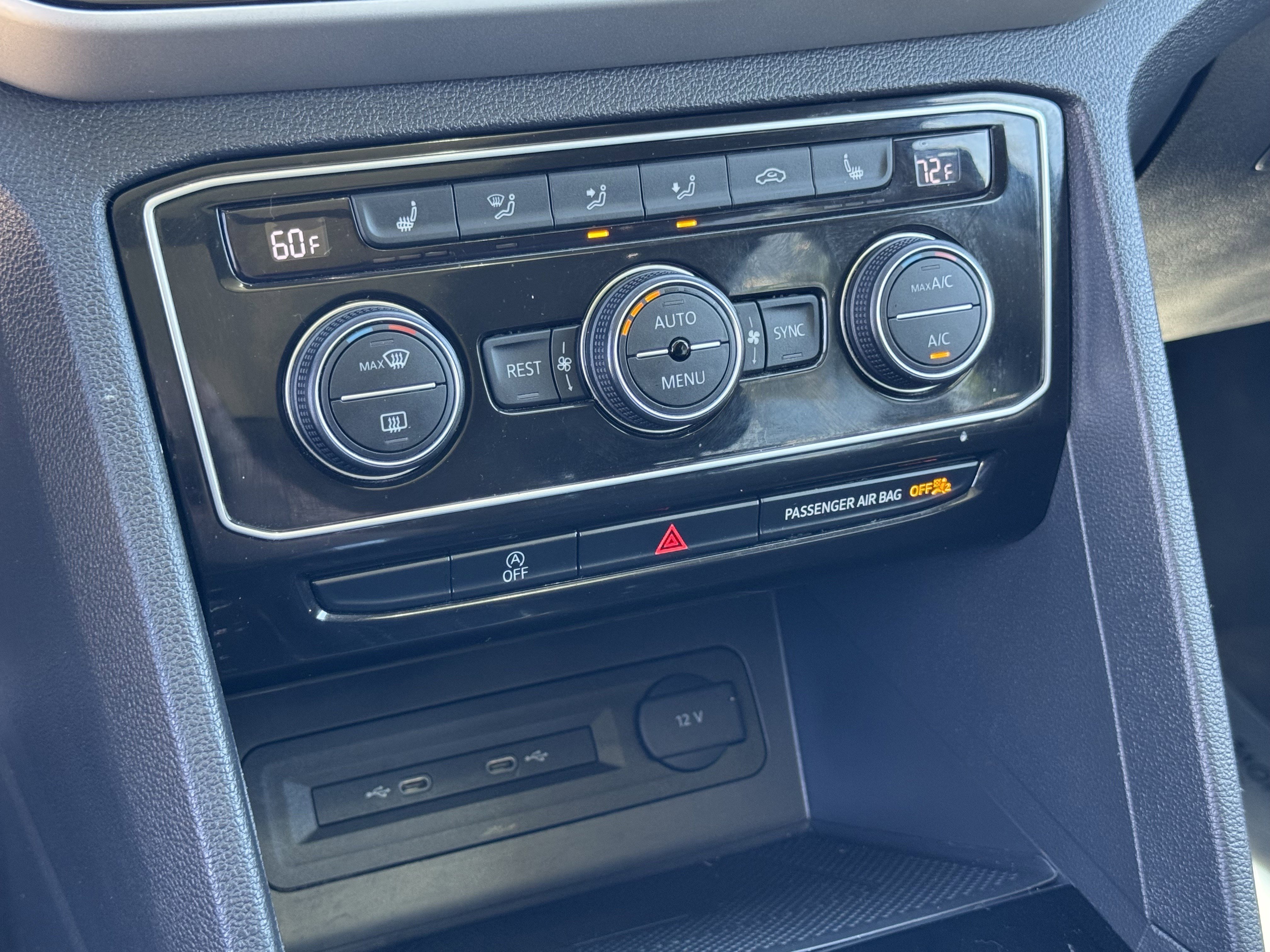 Used 2021 Volkswagen Atlas SEL R-Line image 29