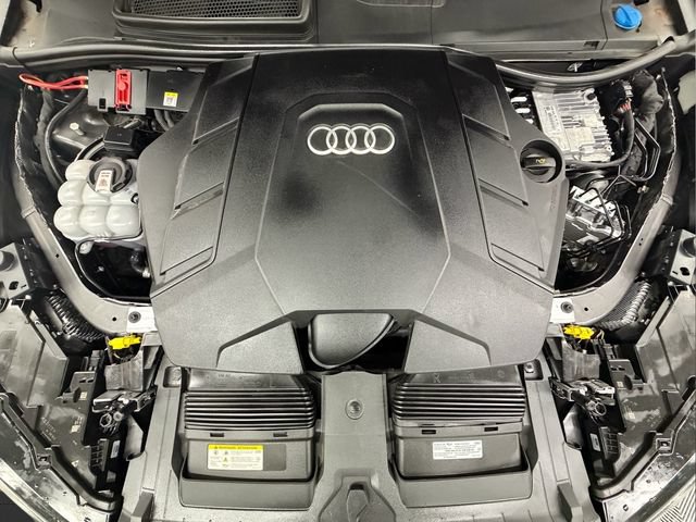 Used 2025 Audi Q7 3.0T Premium Plus AWD/4WD image 9