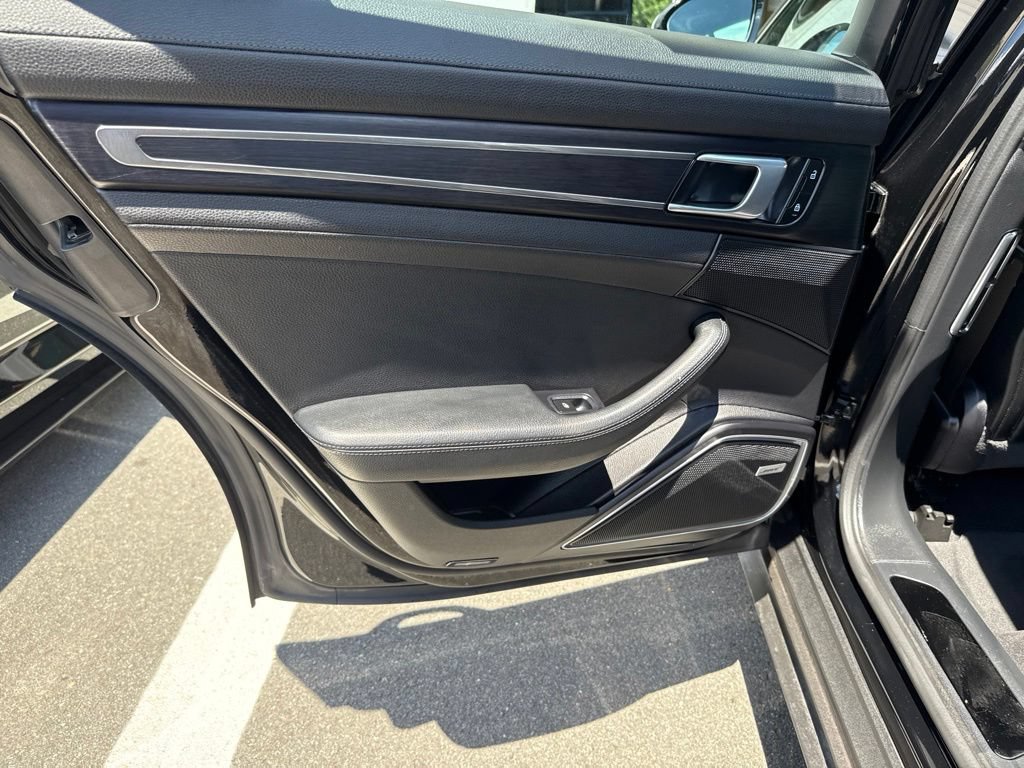 Used 2023 Porsche Panamera 4 Platinum Edition AWD/4WD image 38