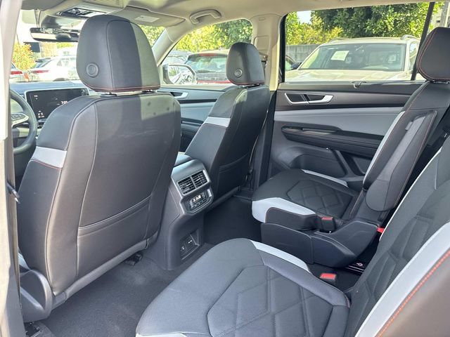 New 2026 Volkswagen Atlas Peak Edition AWD/4WD image 13