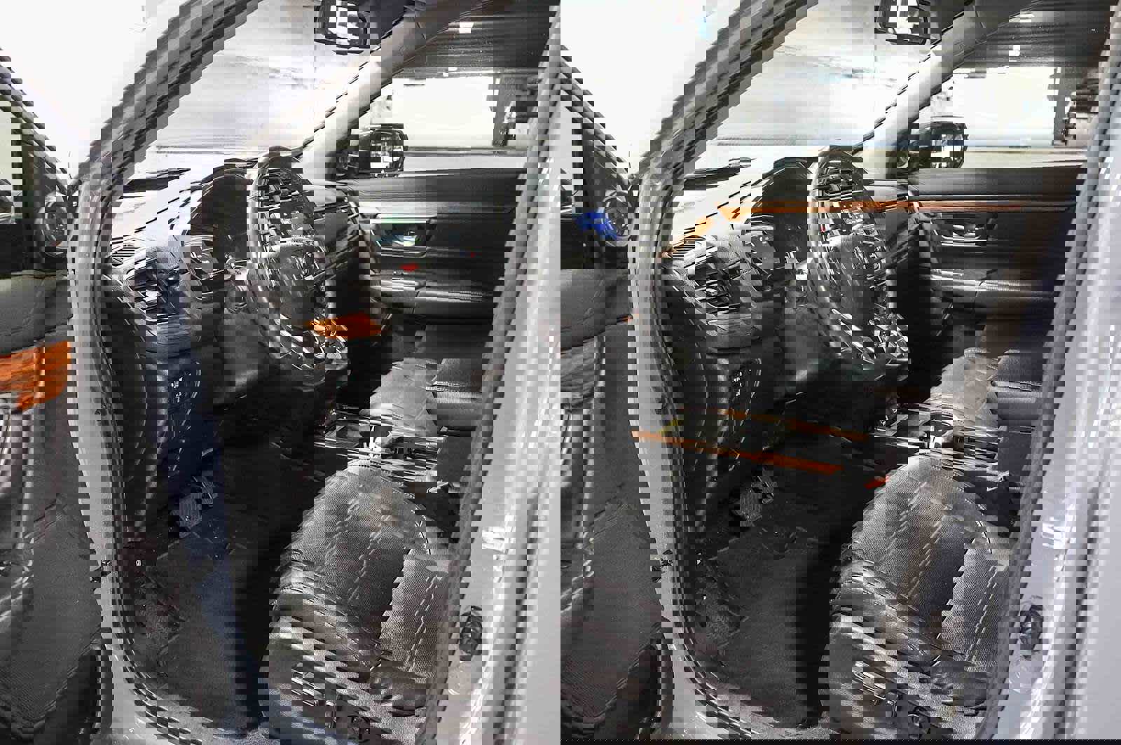 Used 2022 Honda CR-V Touring image 20