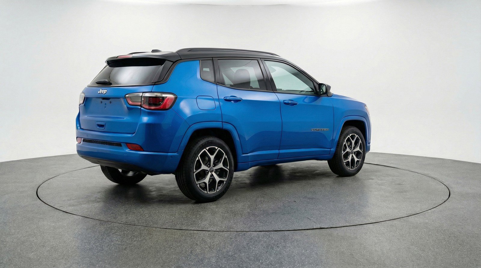 Used 2025 Jeep Compass Limited image 9