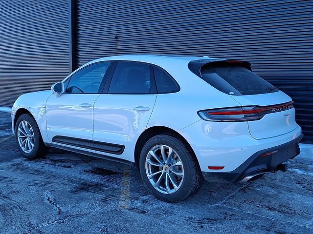 New 2025 Porsche Macan image 3