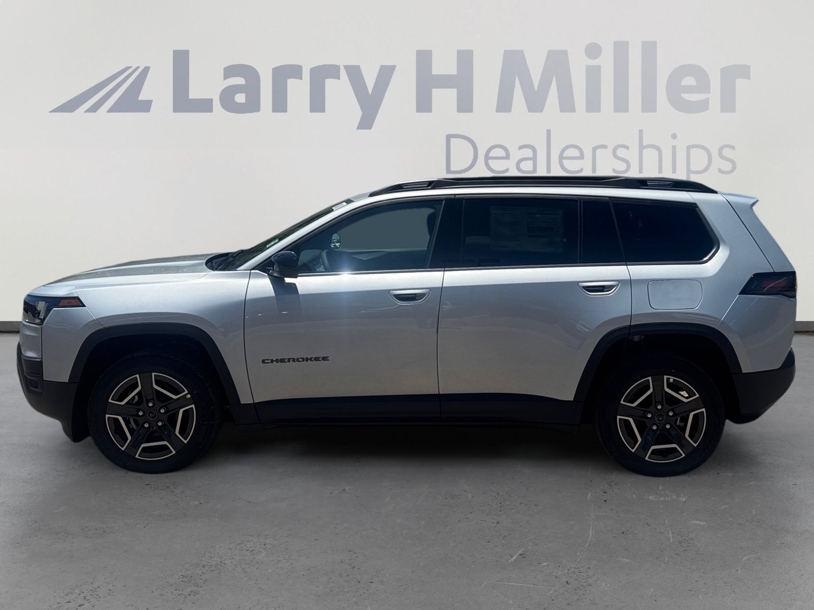 New 2026 Jeep Cherokee Laredo AWD/4WD image 2