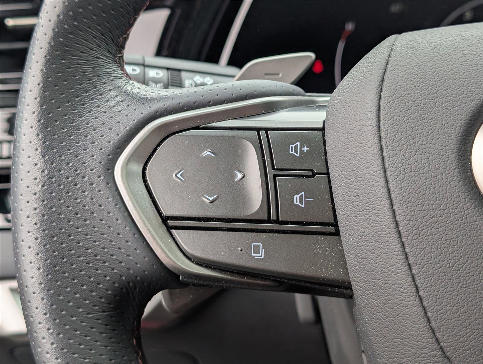 Used 2024 Lexus RX 350 F Sport w/ Accessory Package (P2) image 24