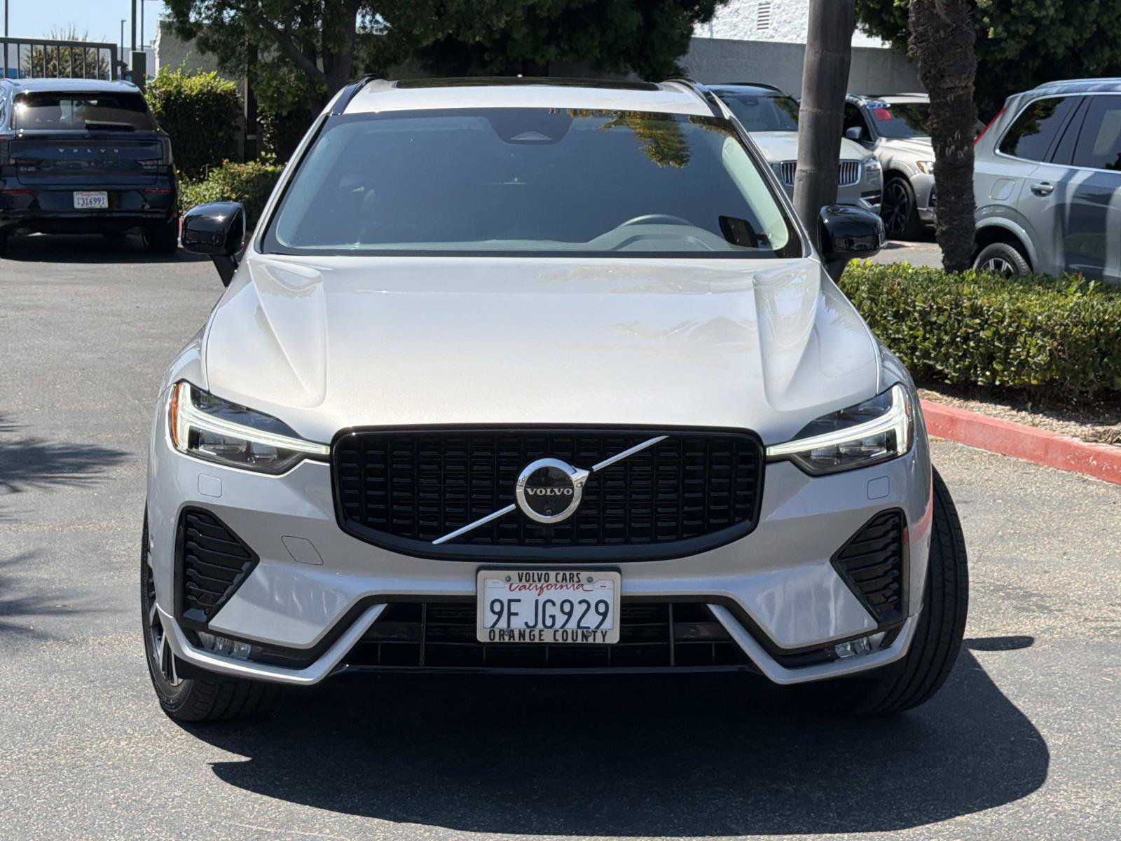 Certified 2024 Volvo XC60 B5 Plus w/ Protection Package Premier AWD/4WD image 2