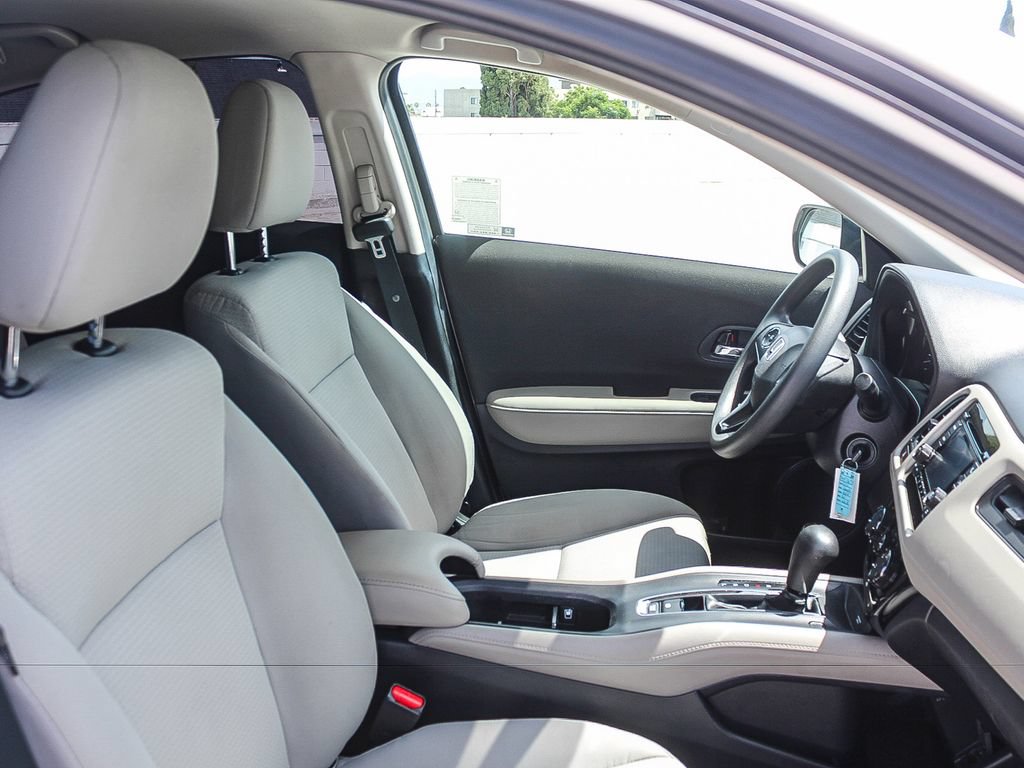 Certified 2021 Honda HR-V LX image 17