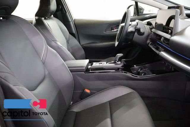 Certified 2026 Toyota Prius Plug-In Hybrid FWD image 26