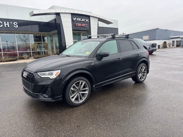 Certified 2024 Audi Q3 2.0T Premium w/ Convenience Package image 9