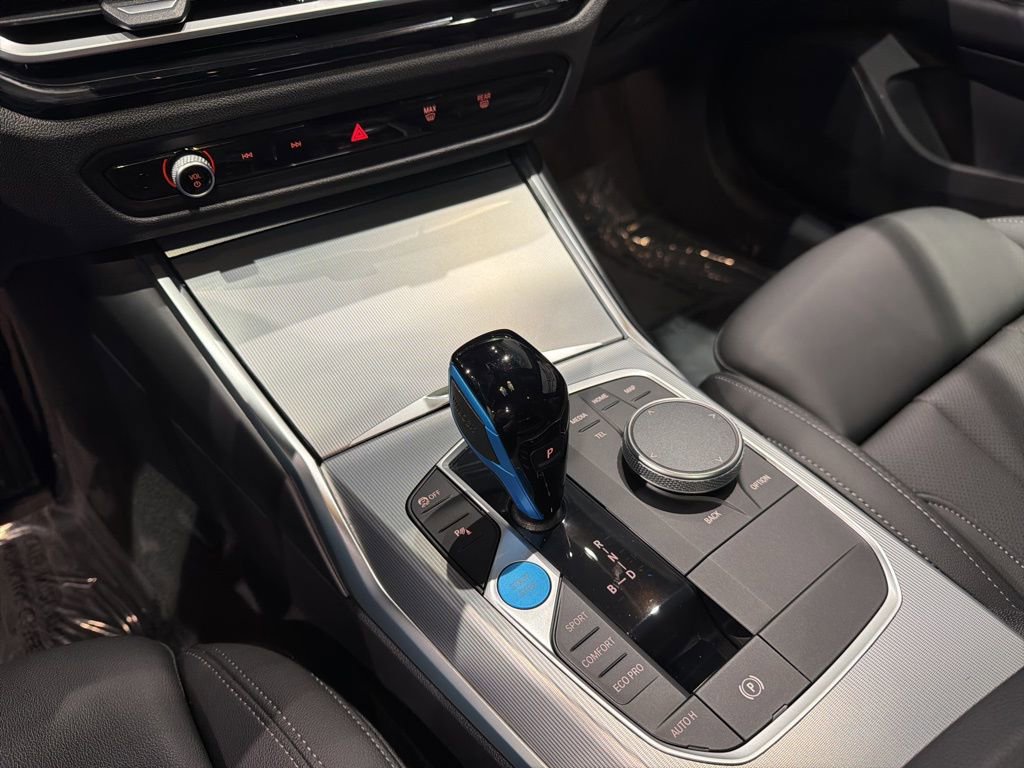 Used 2023 BMW i4 eDrive40 w/ Premium Package image 14