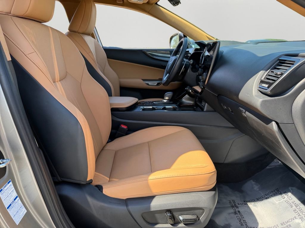 Used 2023 Lexus NX 350 AWD image 7