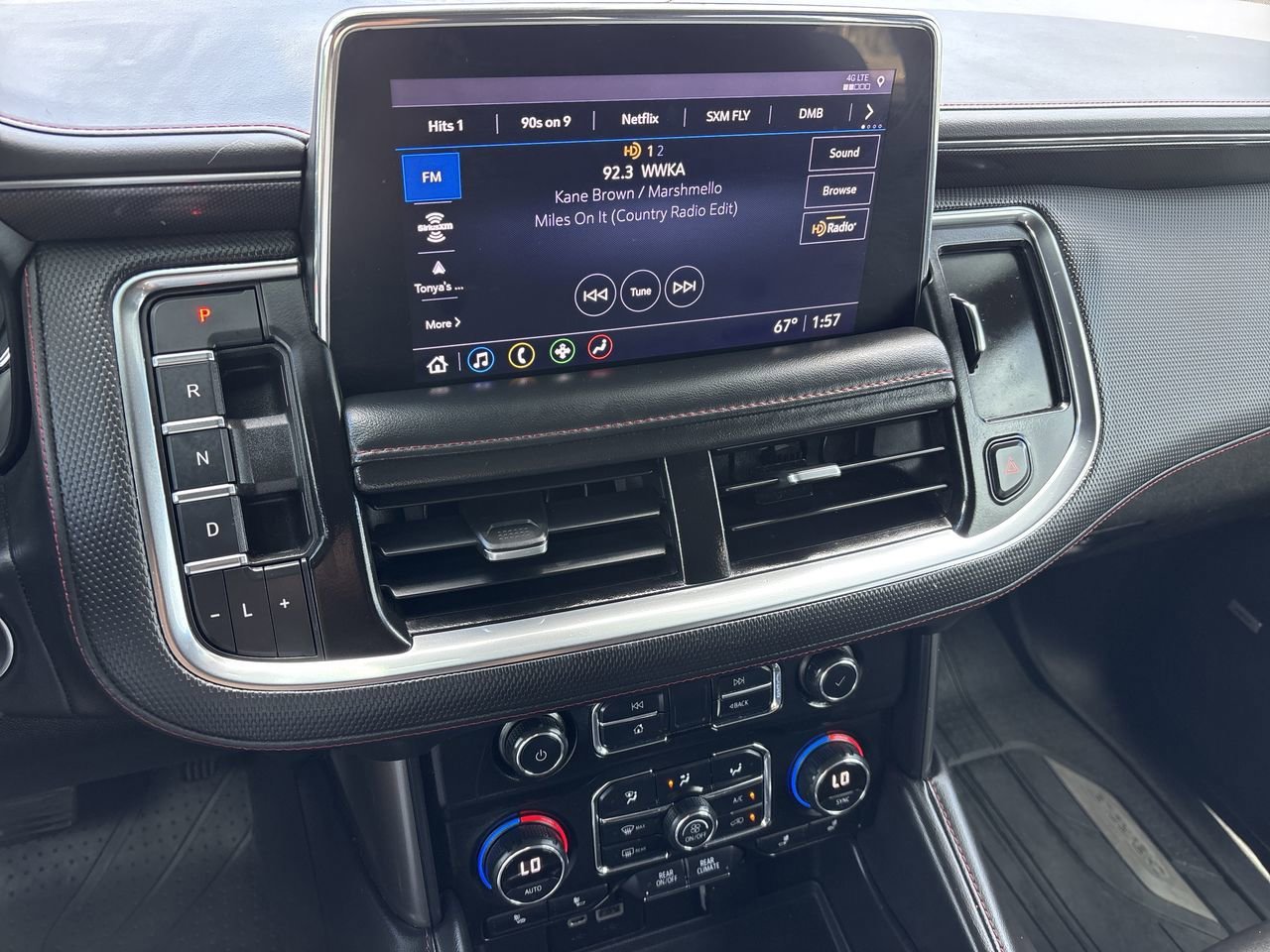 Used 2021 Chevrolet Suburban RST w/ Luxury Package AWD/4WD image 21