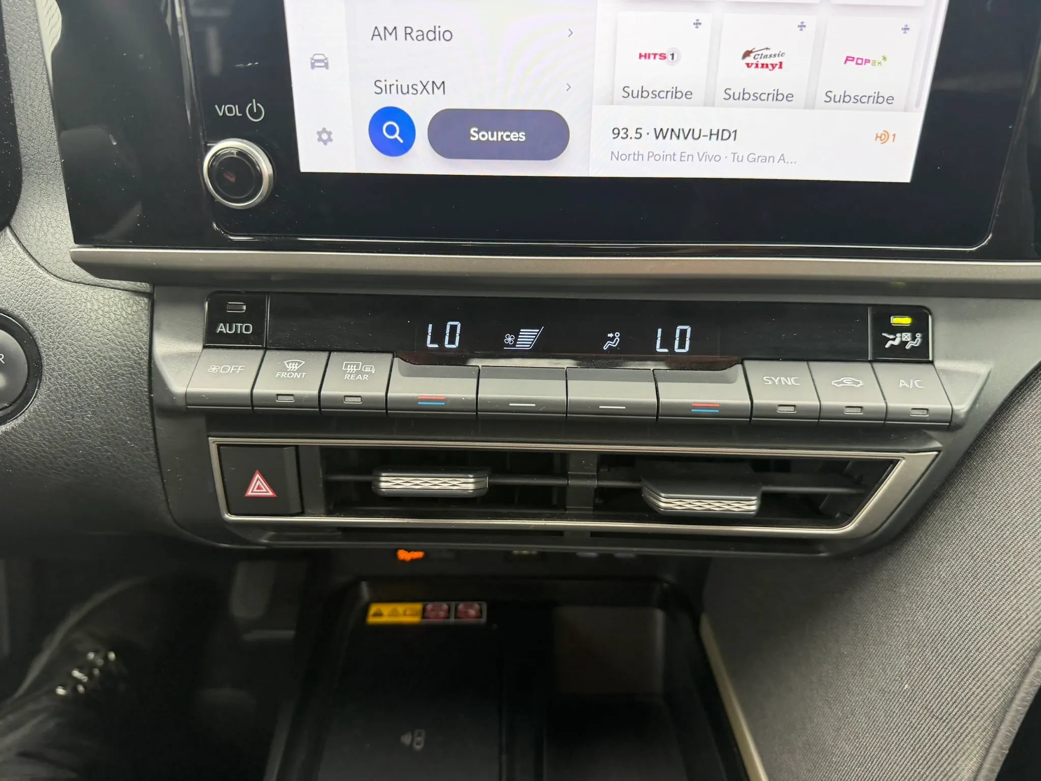 Used 2025 Toyota Camry LE FWD image 21
