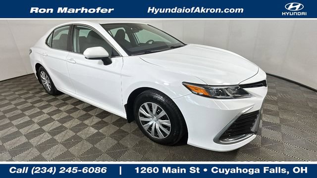 Used 2022 Toyota Camry LE FWD image 1