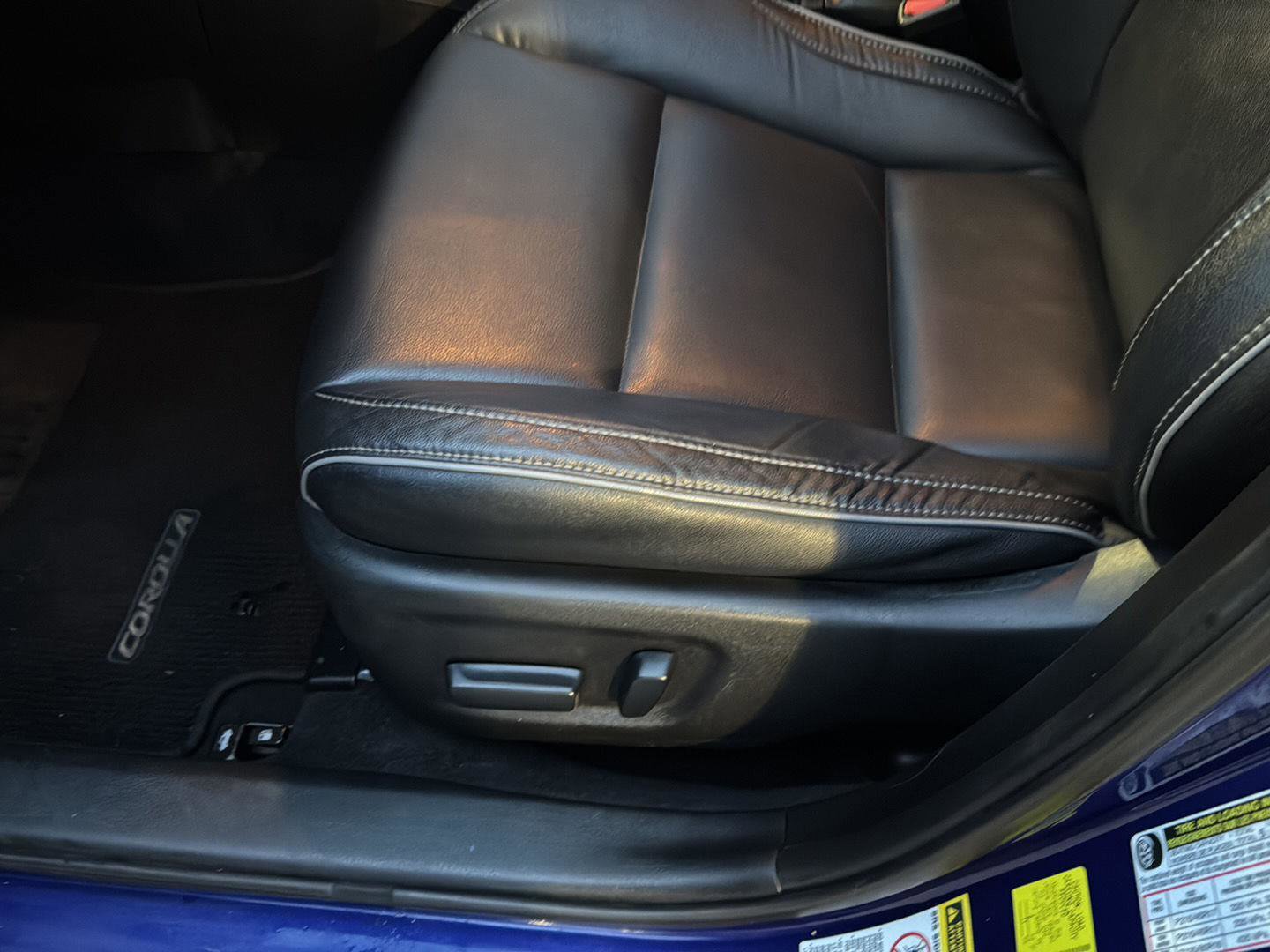 Used 2014 Toyota Corolla S Premium image 27