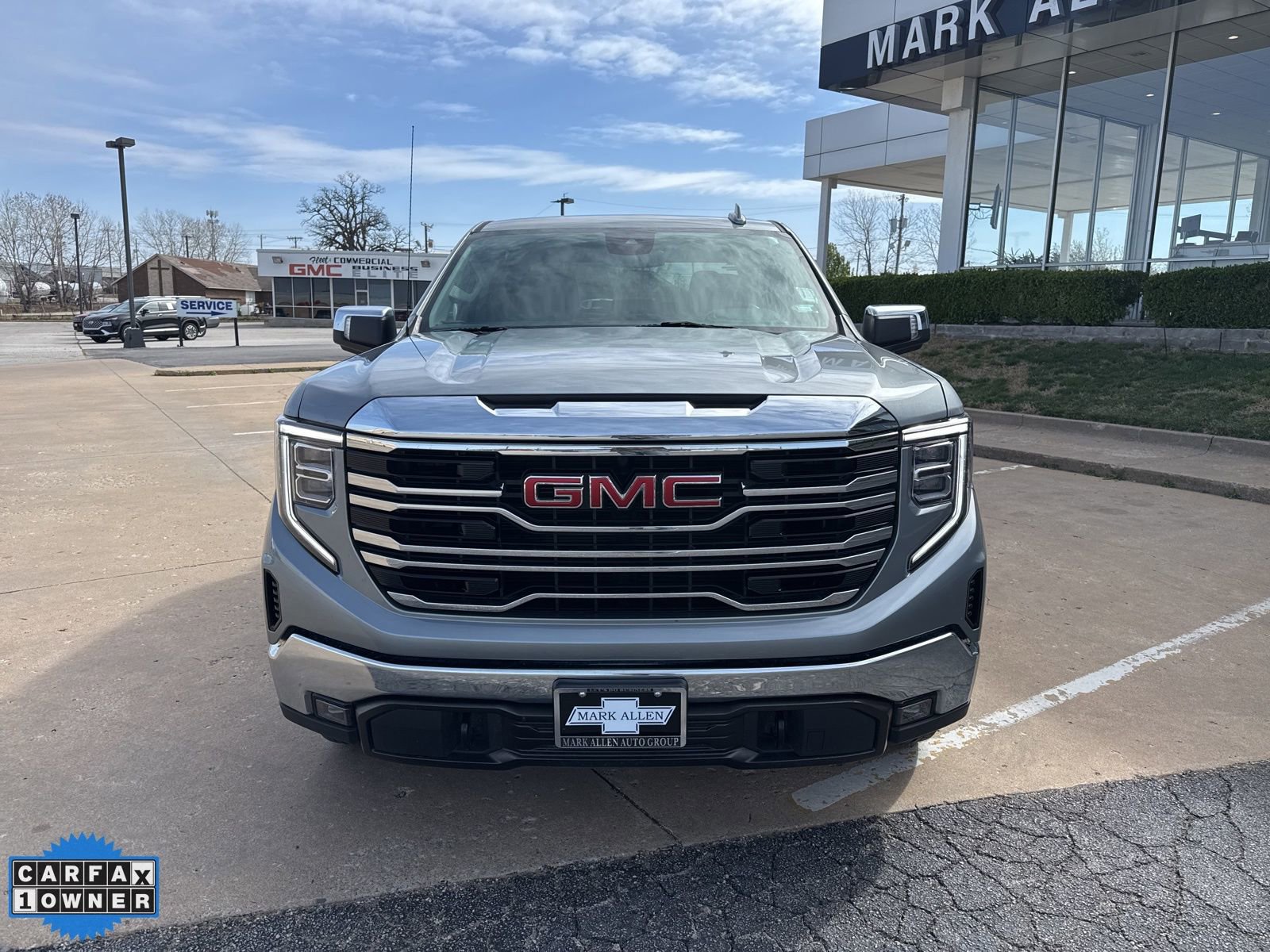 Used 2025 GMC Sierra 1500 SLT image 8